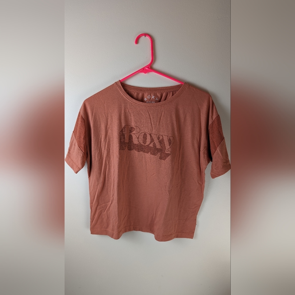 Women's XS Roxy tee cropped and oversized